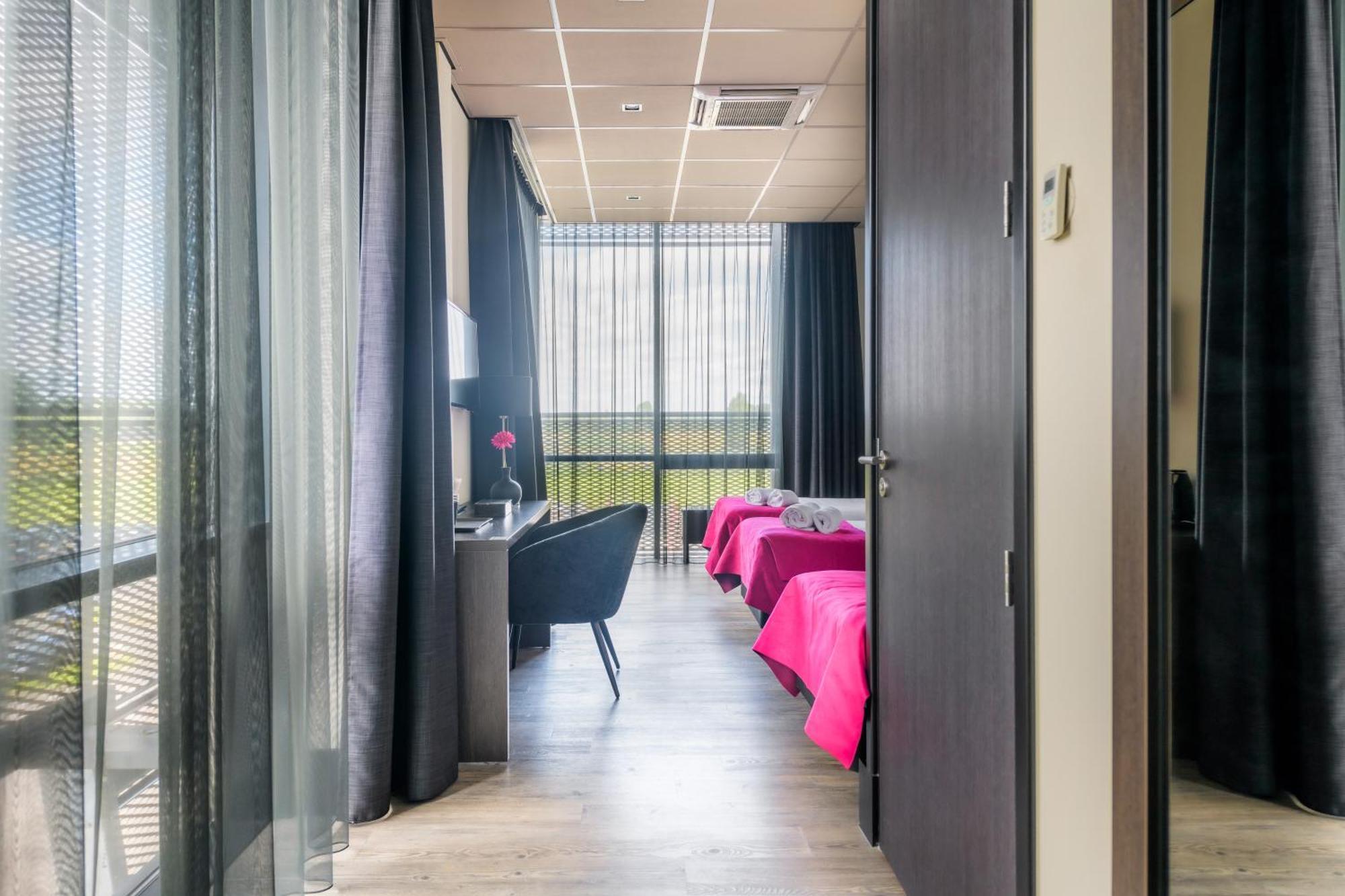 Bas World Hotel Veghel Εξωτερικό φωτογραφία